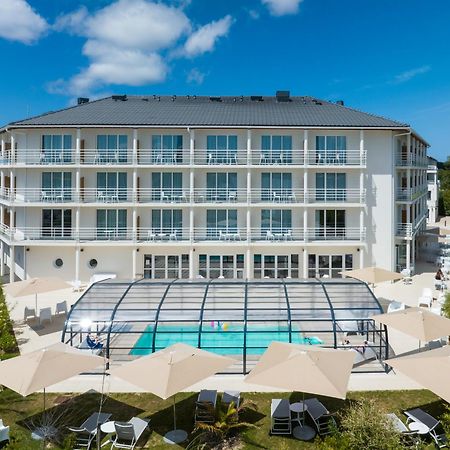 Отель Golden Tulip La Baule Экстерьер фото