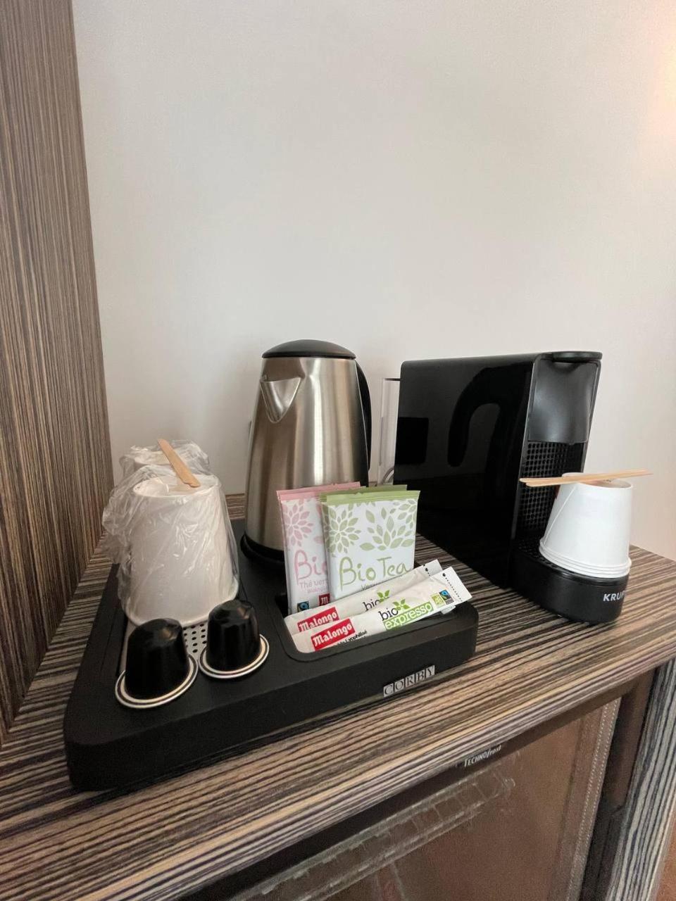 Отель Golden Tulip La Baule Экстерьер фото